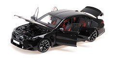 BMW M5 2024 black metallic