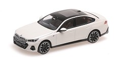 BMW I5 2023 white metallic